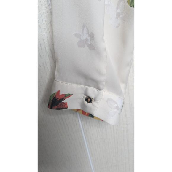Zara Trafaluc white floral silky dressy blouse size small - Picture 3 of 9